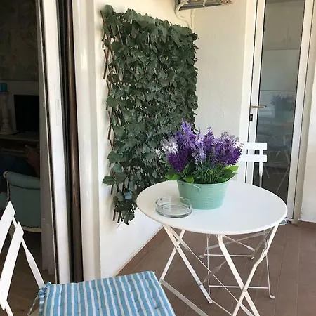 Unique In Near The Beach! Appartement Loutráki